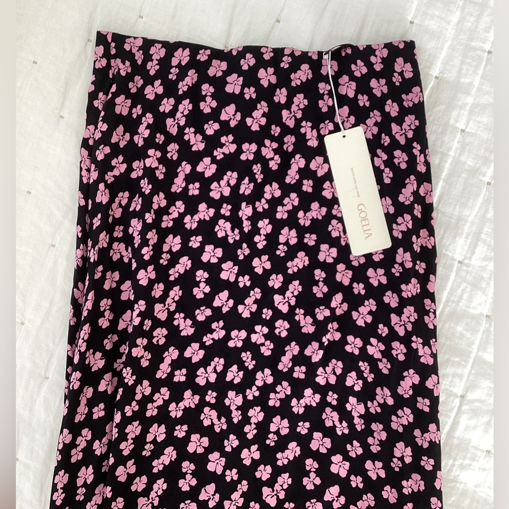GOELIA Black and Pink Floral Midi Skirt - Picture 2 of 6